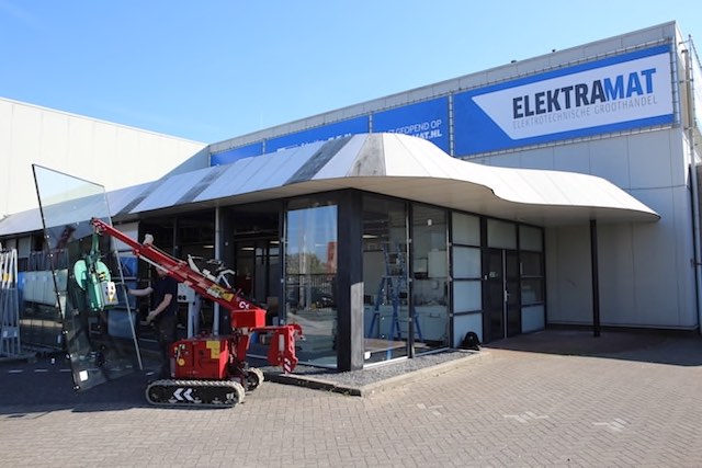 Mellink Schilders Glaszetten Elektramat Enschede