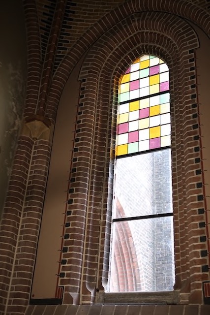 Glasherstel St. Jozefkerk Enschede glaszettersbedrijf Mellink Enschede